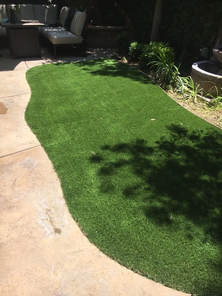 Reliable lawn care service in Santa Clarita, CA - Jose's Gardening