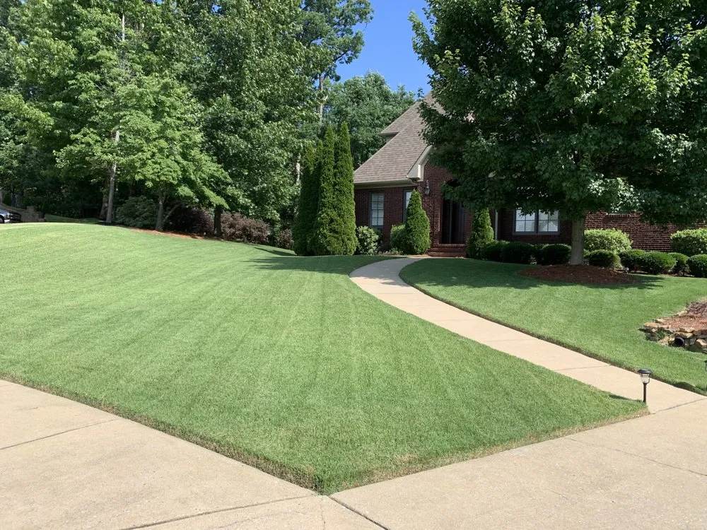 Professional landscape installation in Alabaster, AL by Jose’s Green Land