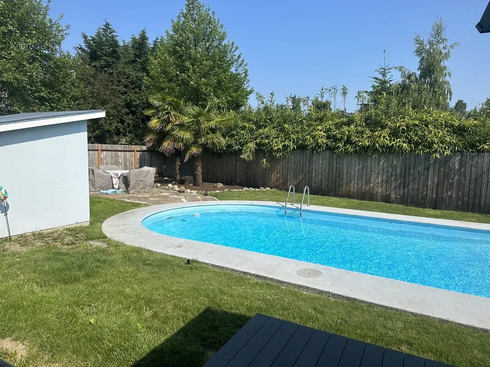 Affordable garden landscaping with custom design in Bothell, WA by Jose's Landscape & Maintenance