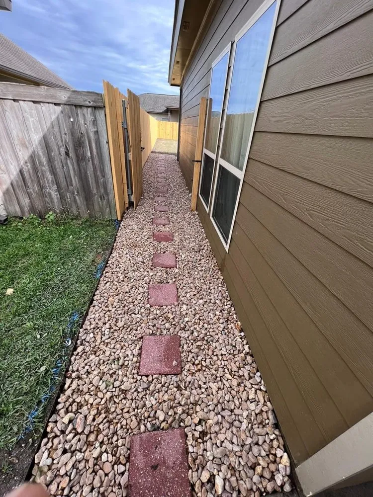 Reliable yard maintenance in Baton Rouge, LA - Jose's Landscaping & Fencing Service