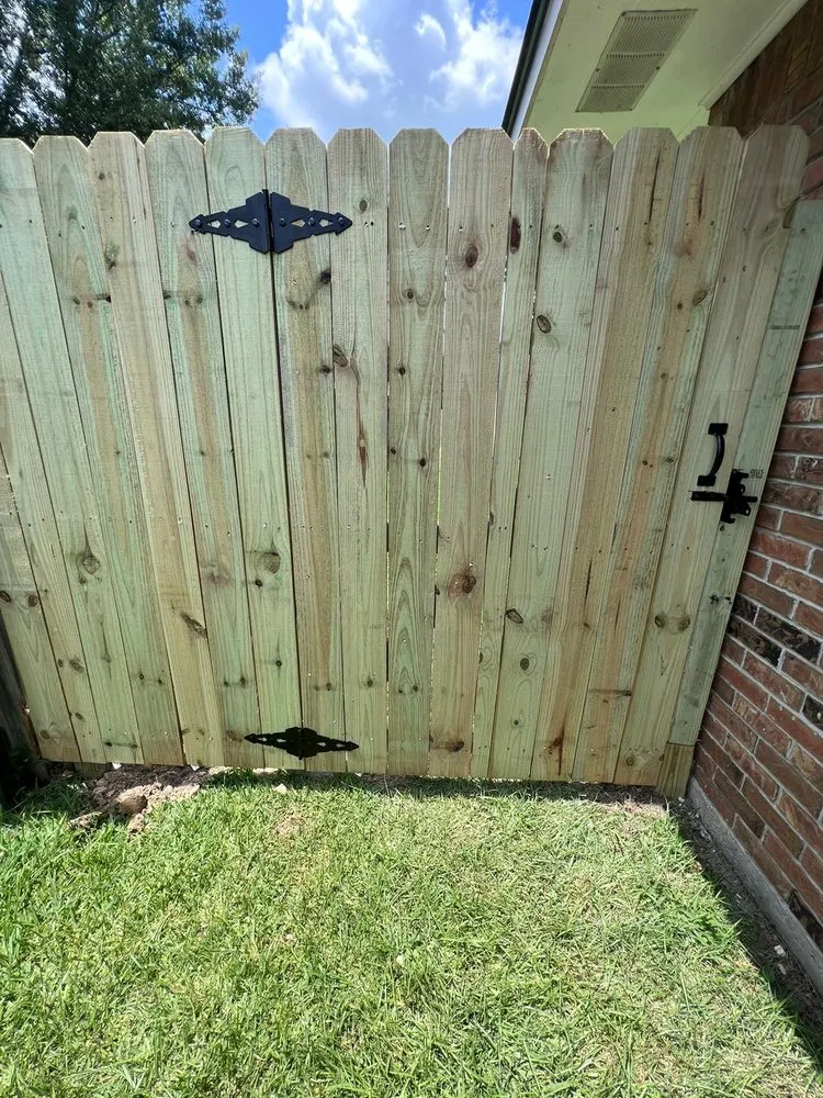 Top-rated outdoor landscaping in Baton Rouge, LA - Jose's Landscaping & Fencing Service