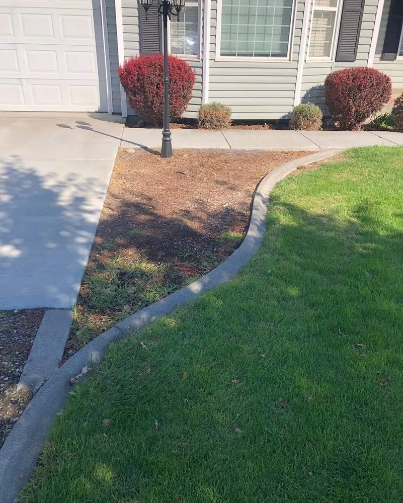 Custom outdoor landscaping near you in Kennewick, WA by Jose’s Lawn Care Services