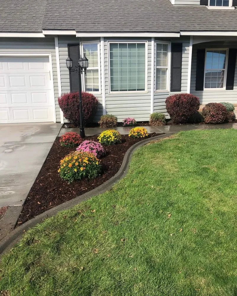 Professional lawn mowing service near you across Kennewick, WA - Jose’s Lawn Care Services