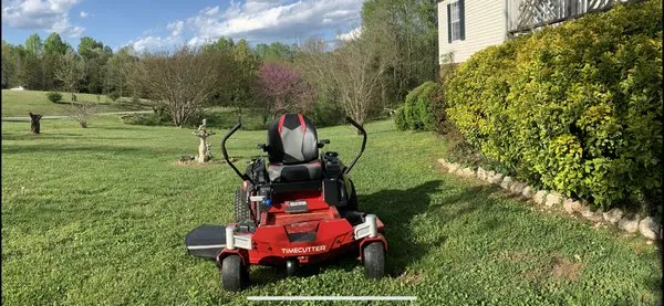 Jose’s Lawn Maintenance Logo