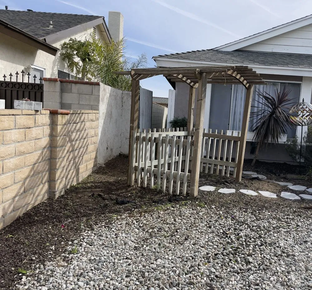 Expert landscaping services experts serving Oxnard, CA - Jose’s Lawn Service & Hardscaping