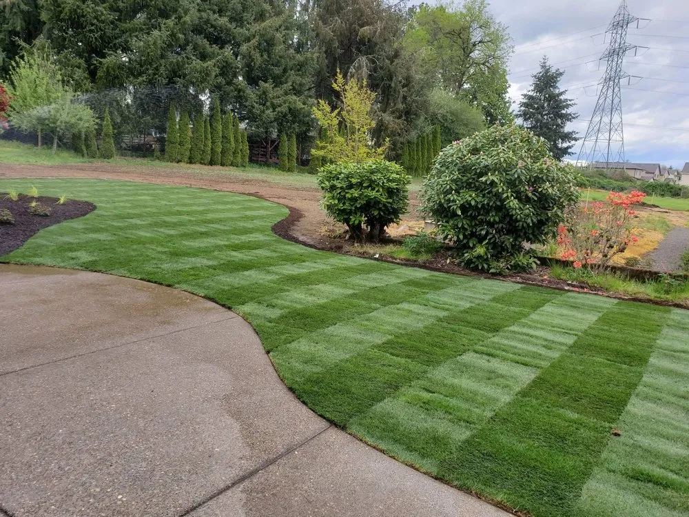Custom yard maintenance for homes in Salem, OR by Jose’s Lawn Service