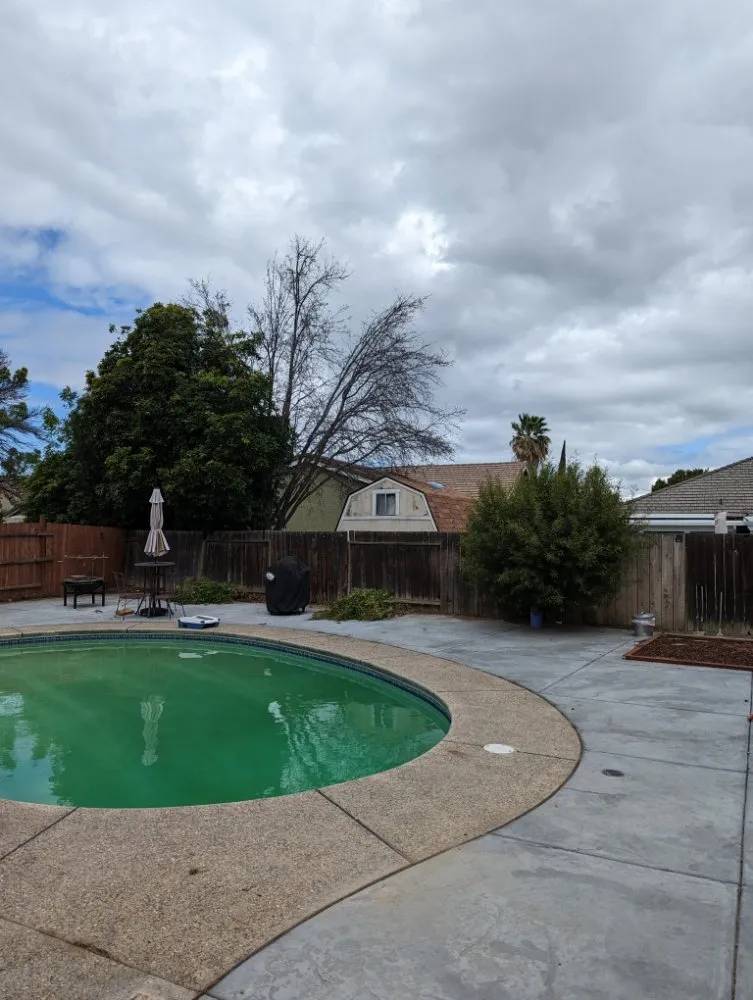 Professional lawn care service experts serving Tracy, CA - Joshs Lawn Care & General Maintenance