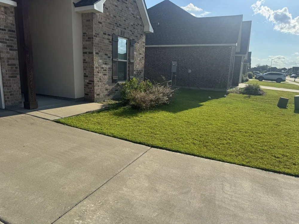 Expert lawn mowing service for outdoor upgrades across Broussard, LA - Josh’s Premier Lawn Services