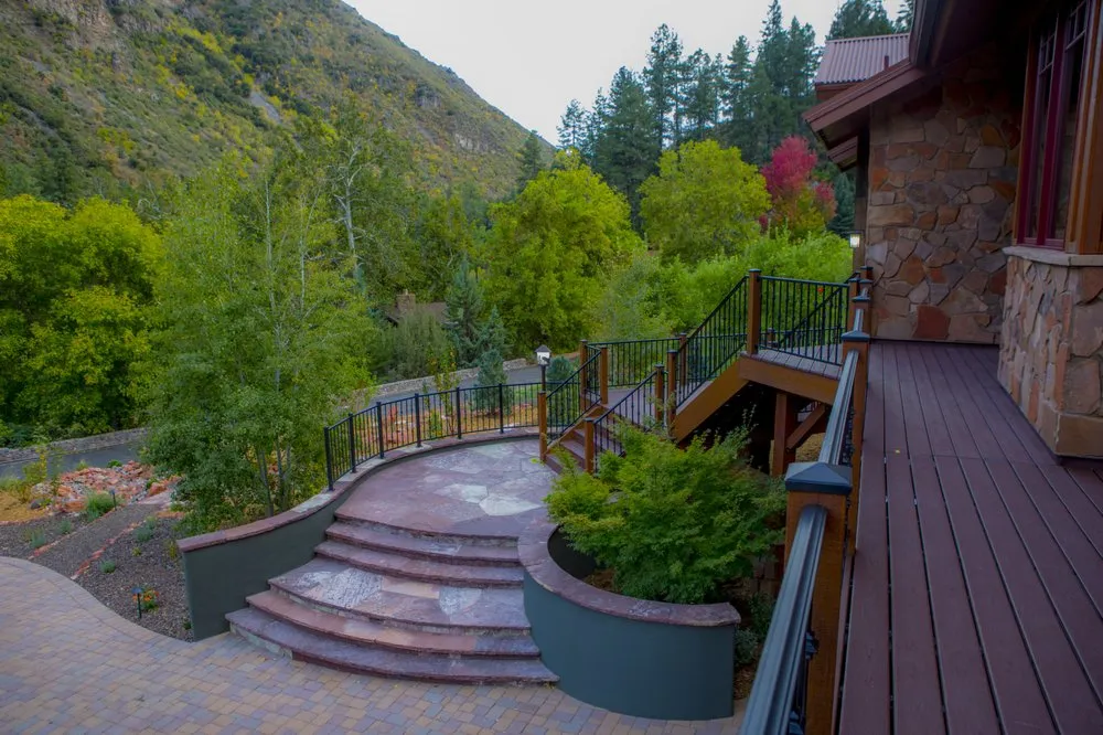 Custom landscape design experts serving Camp Verde, AZ - Joshua Tree & Landscape