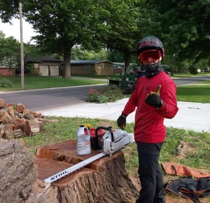 Reliable lawn care service experts serving Valley Center, KS - Joshua Tree Lawn and Garden