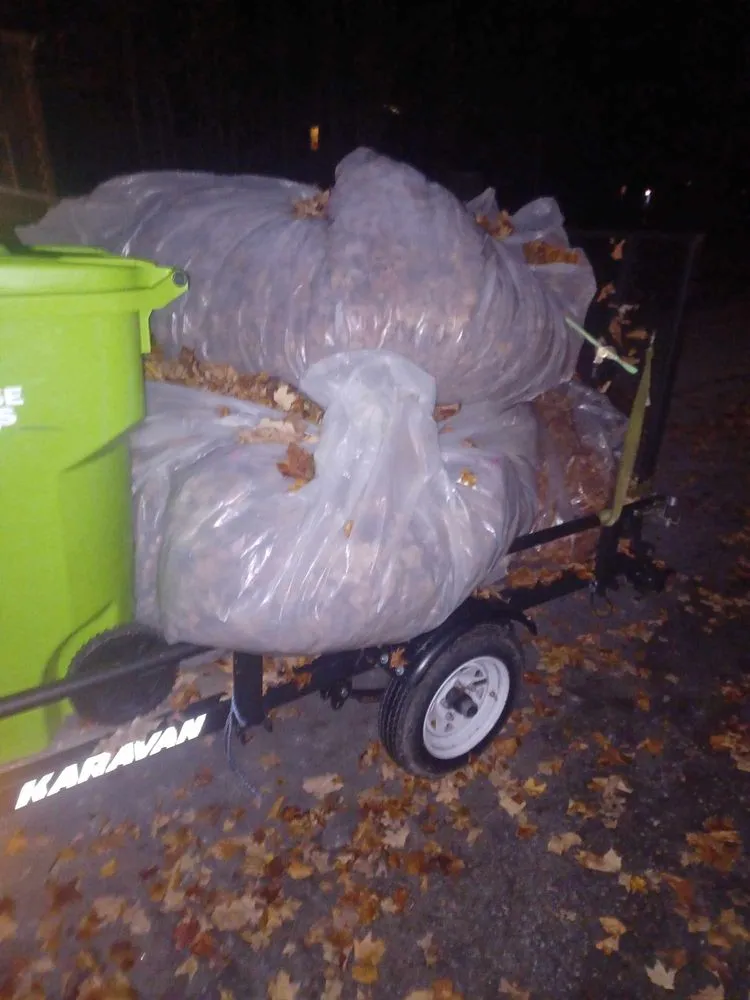 Trusted yard maintenance in East Syracuse, NY - Joshuao Tb Landscaping