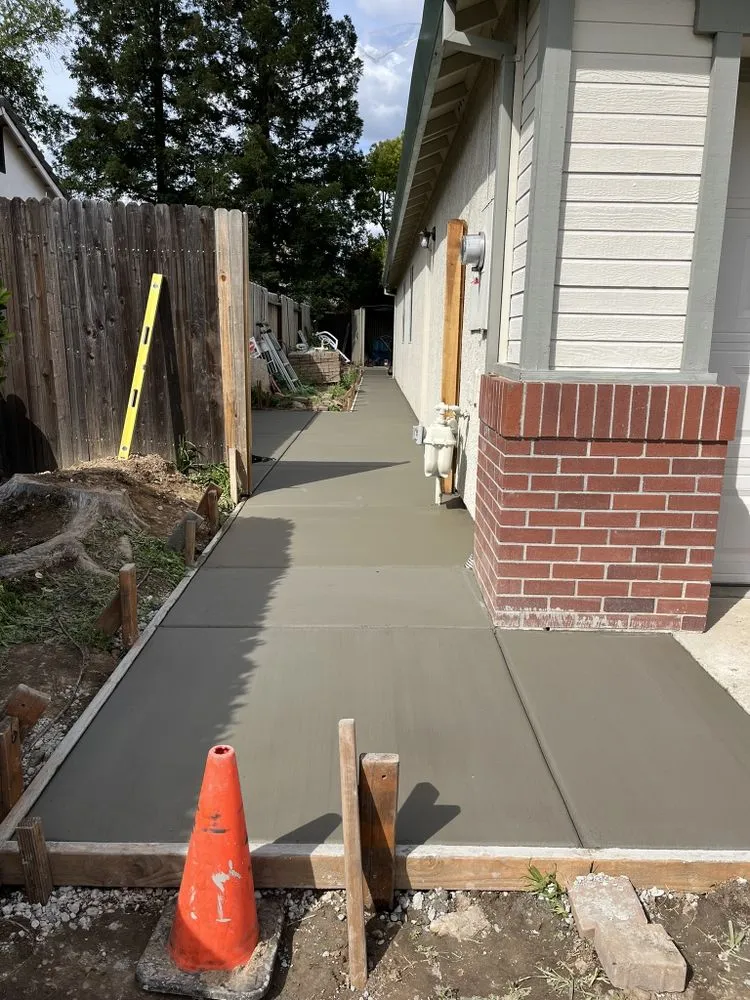 Reliable lawn care service experts serving North Highlands, CA - Josue Landscaping Service