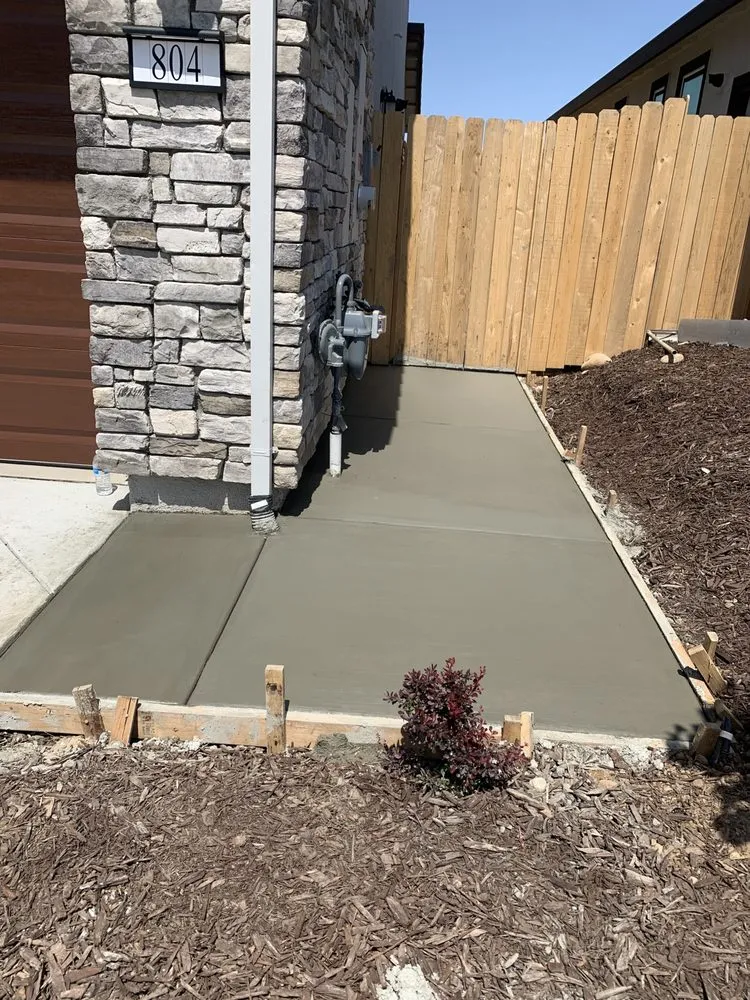 Reliable outdoor landscaping in North Highlands, CA by Josue Landscaping Service