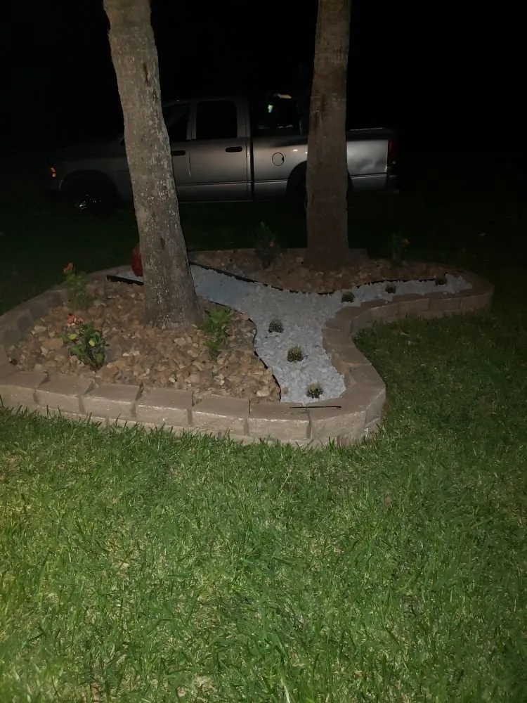 Custom yard maintenance in Brownsville, TX - Josue's Landscaping
