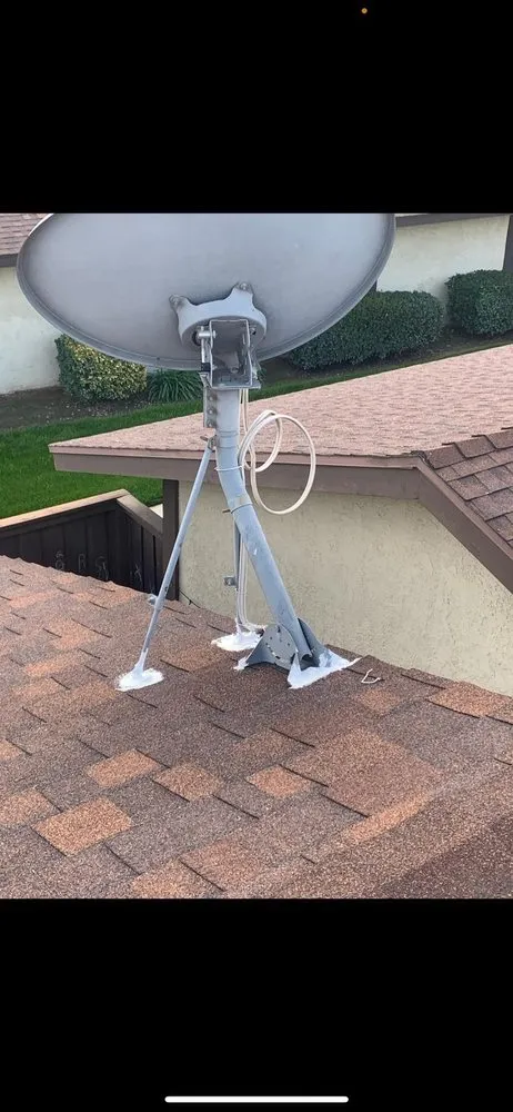 Professional yard cleanup service for year-round maintenance across San Bernardino, CA - Journey Builders