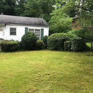 Custom residential landscaping in Rutledge, GA - JourneyScape Lawn Maintenance and Service