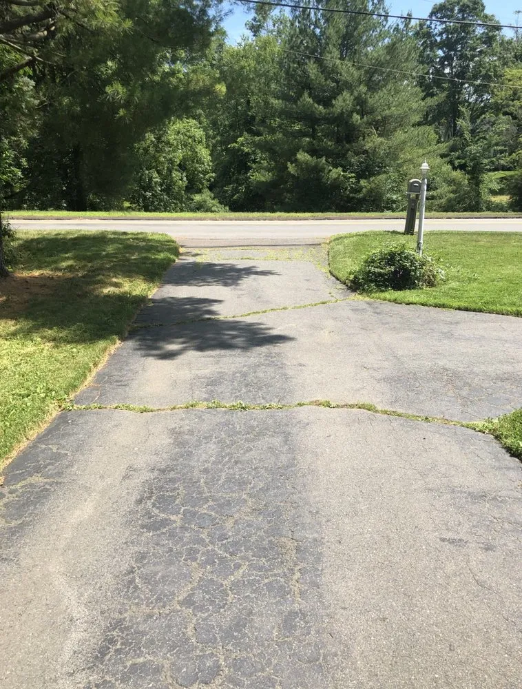 Local outdoor landscaping experts serving East Haven, CT - Jovani Precious Cuts