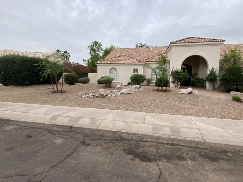 Professional outdoor landscaping in Phoenix, AZ by Jovany’s Lawn Care