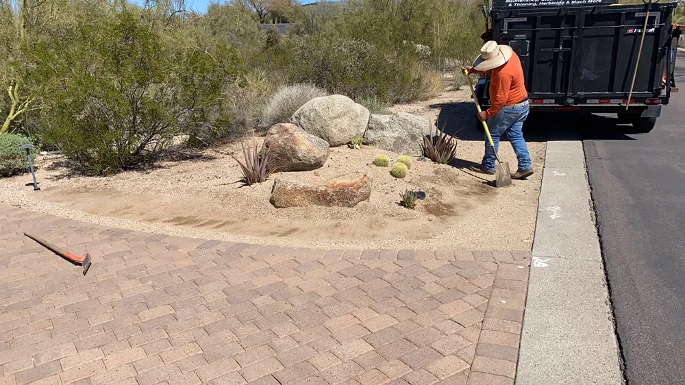 Trusted lawn mowing service for outdoor upgrades across Phoenix, AZ - Jovany’s Lawn Care