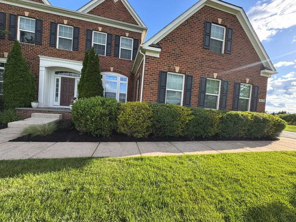 Professional lawn mowing service experts serving Westminster, MD - Jovar Landscaping