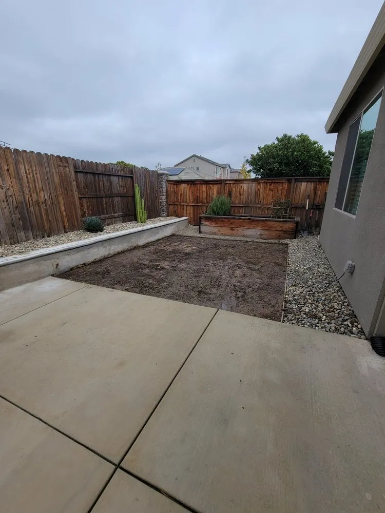 Expert yard maintenance in Sacramento, CA - JP Garden