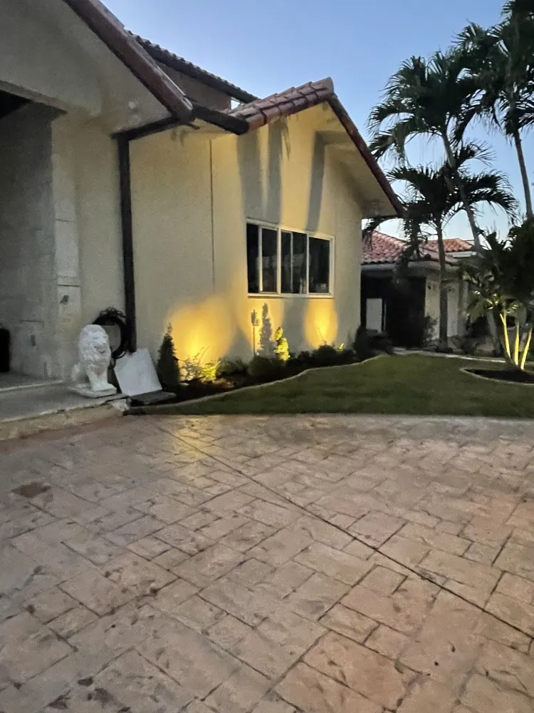 Custom landscaping services experts serving Hollywood, FL - JP Homes Landscaping & Designs
