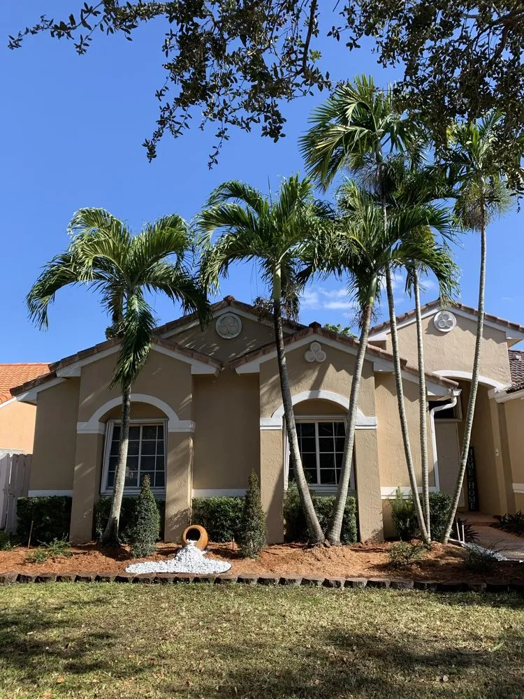 Custom residential landscaping in Hollywood, FL by JP Homes Landscaping & Designs