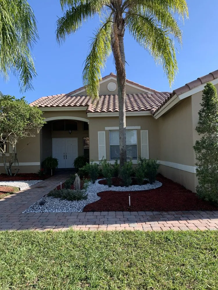 Trusted lawn mowing service in Hollywood, FL by JP Homes Landscaping & Designs