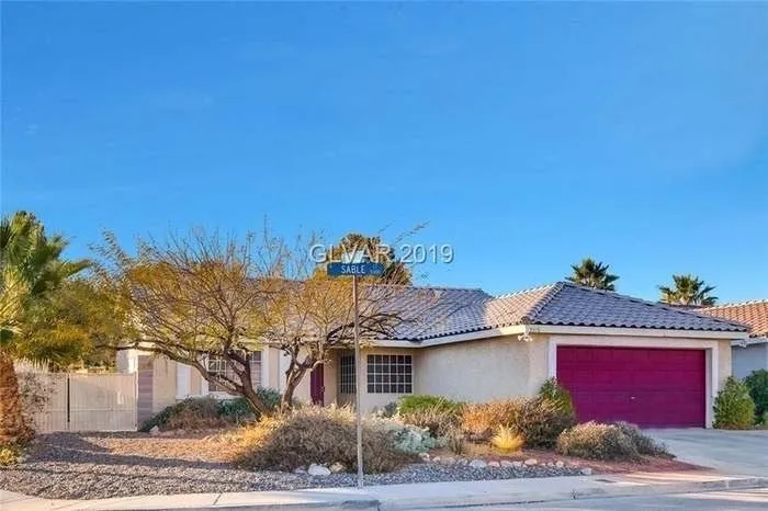 Expert garden landscaping in Las Vegas, NV by JP Lawn and Garden Services