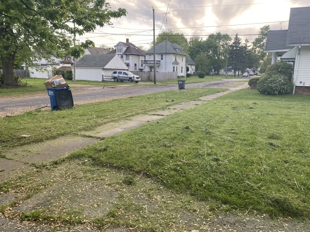 Expert yard maintenance near you across Toledo, OH - JP Lawn Care