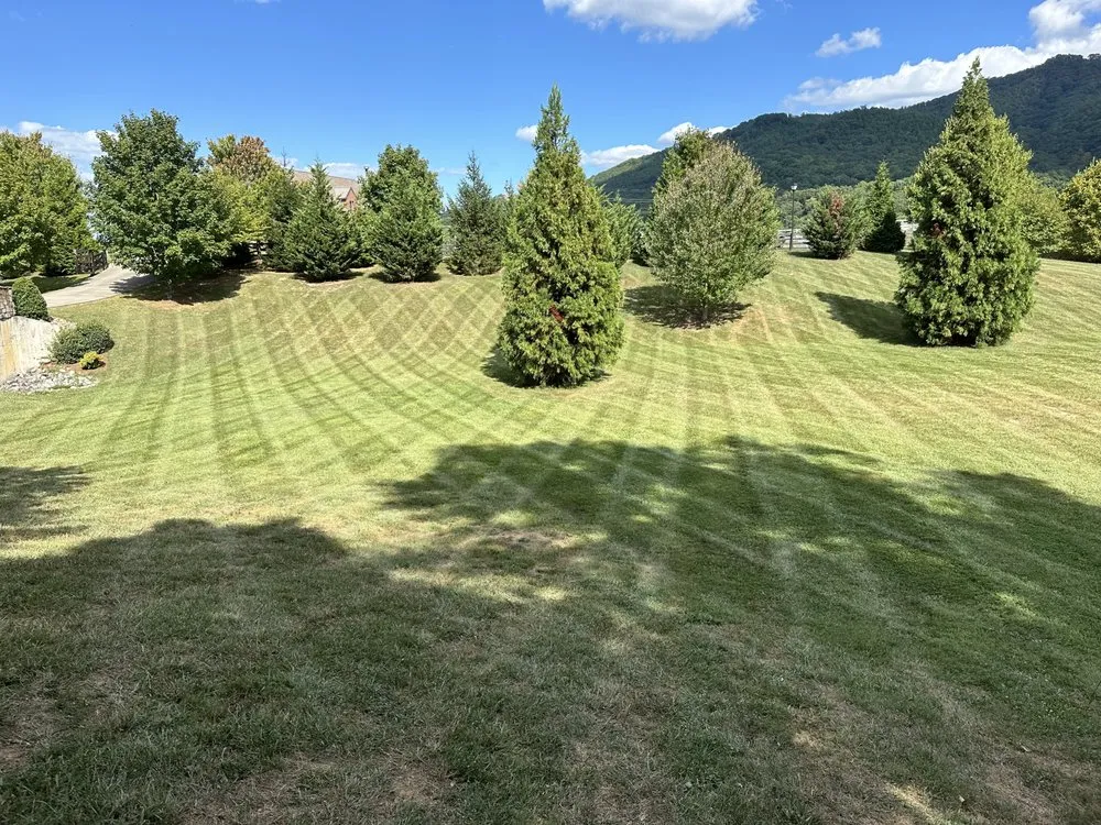 Custom lawn mowing service near you across JONESBOROUGH, TN - JP Lawn Services
