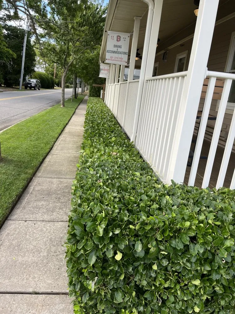 Custom residential landscaping in Brentwood, NY - JP Paradise Landscaping