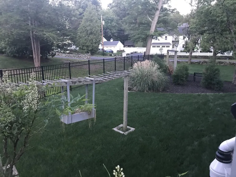 Affordable yard cleanup service experts serving Fairfield, CT - JP Philbin Landscapes & Nursery