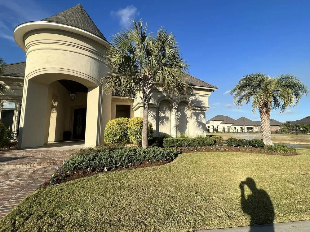 Reliable yard maintenance in Youngsville, LA - JP Scapes