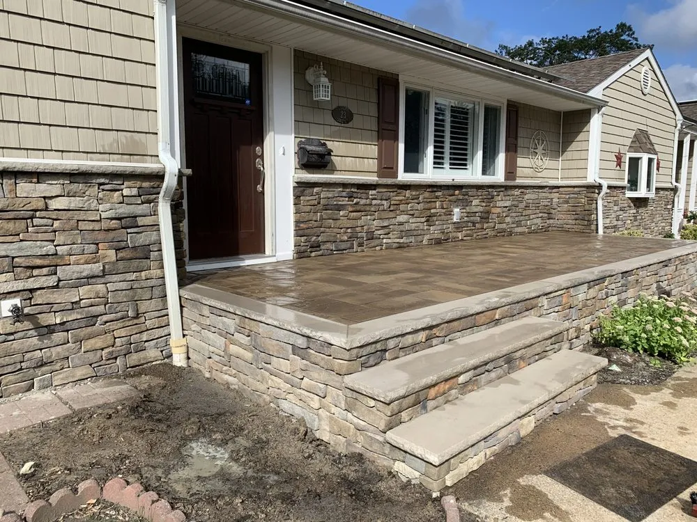 Local yard cleanup service for homes in Woodbridge, NJ by JPC Hardscape & Landscape