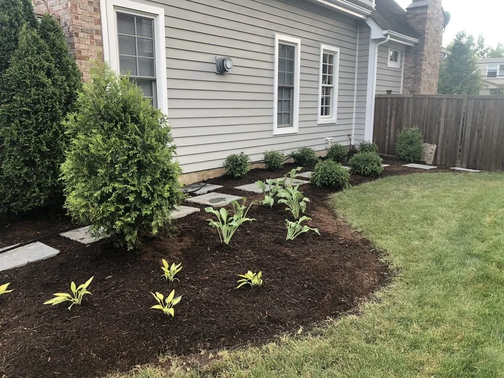 Affordable garden landscaping with custom design in Hinsdale, IL by JPG Gardens