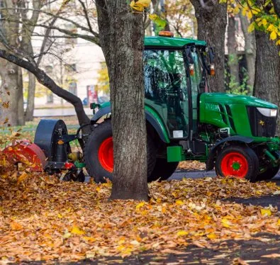 Expert yard maintenance experts serving Clarksville, TN - JPG Landscaping