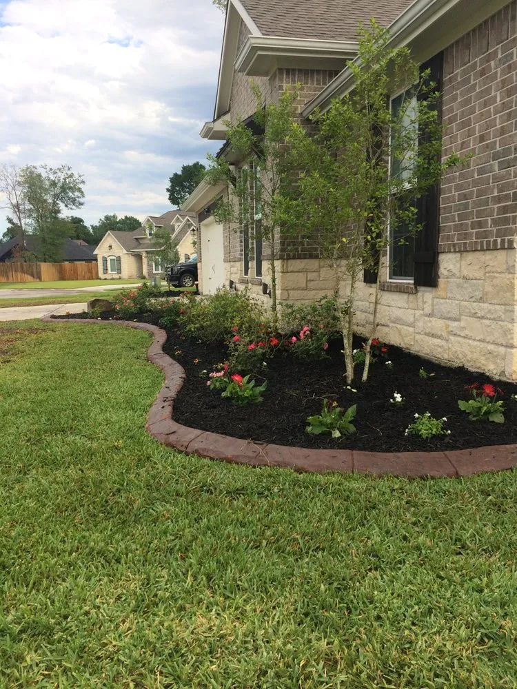 Top-rated garden landscaping in Bryan, TX by JPH Landscaping