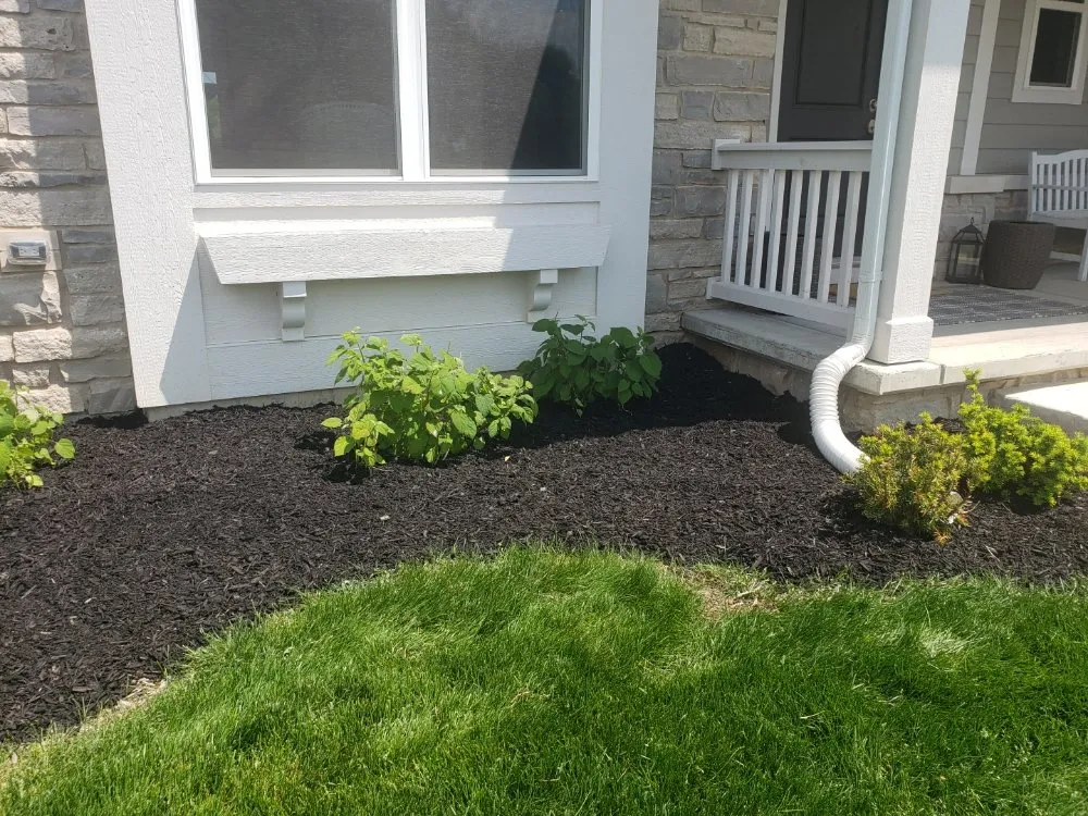 Reliable lawn mowing service in Lake Zurich, IL - JPH Landscaping