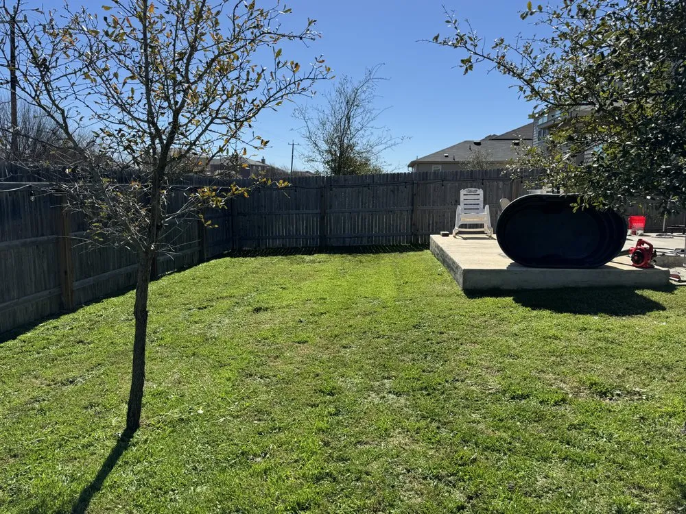 Local yard maintenance for residential properties in San Antonio, TX by JPL Lawn