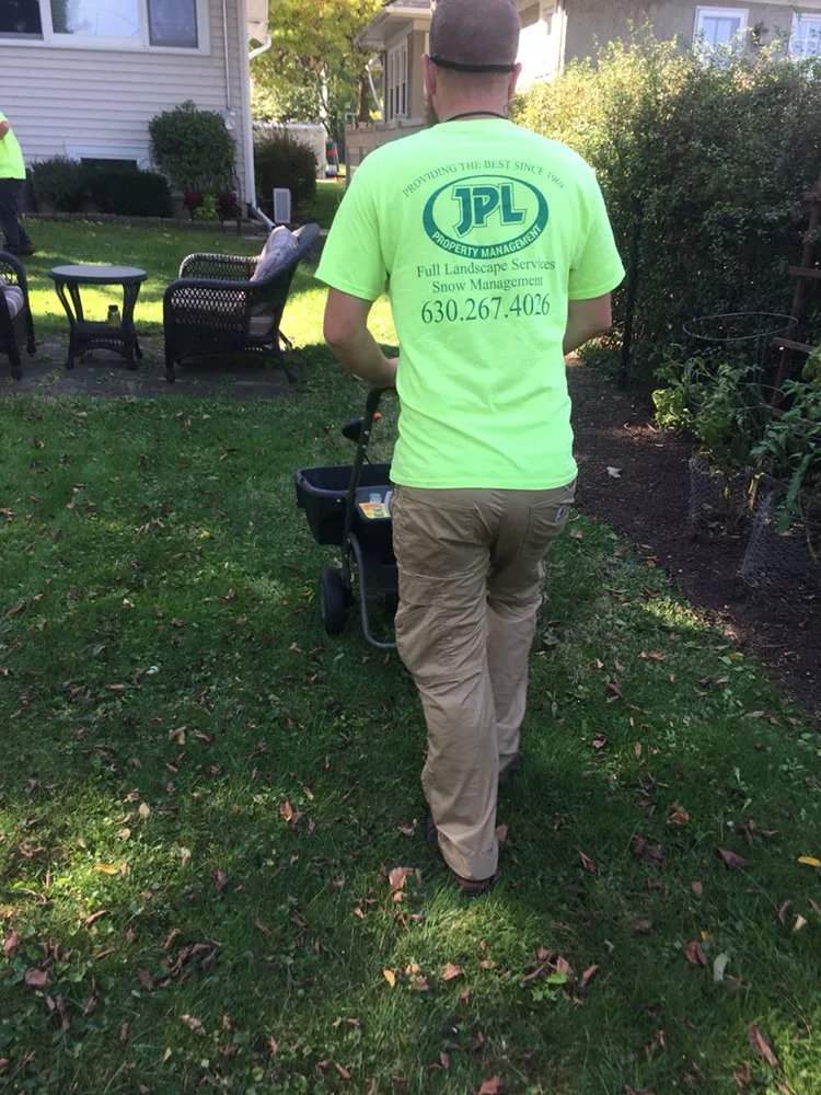 Custom landscaping services experts serving Elmhurst, IL - JPL Property Services