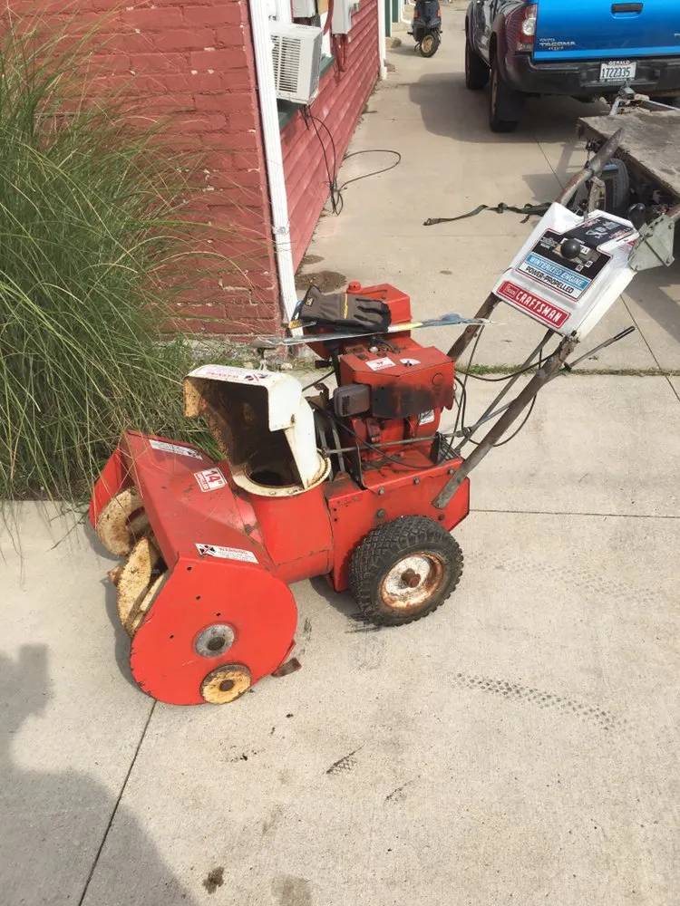 Top-rated lawn care service in Mendota, IL by Jps Discount Lawn Care