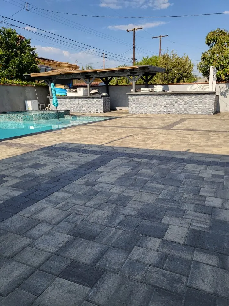 Professional yard maintenance in Tustin, CA by JPS General Construction
