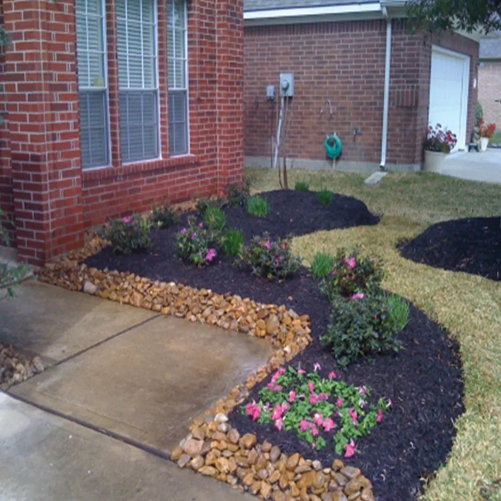 Trusted garden landscaping for beautiful yards in Katy, TX by JPS Landscaping