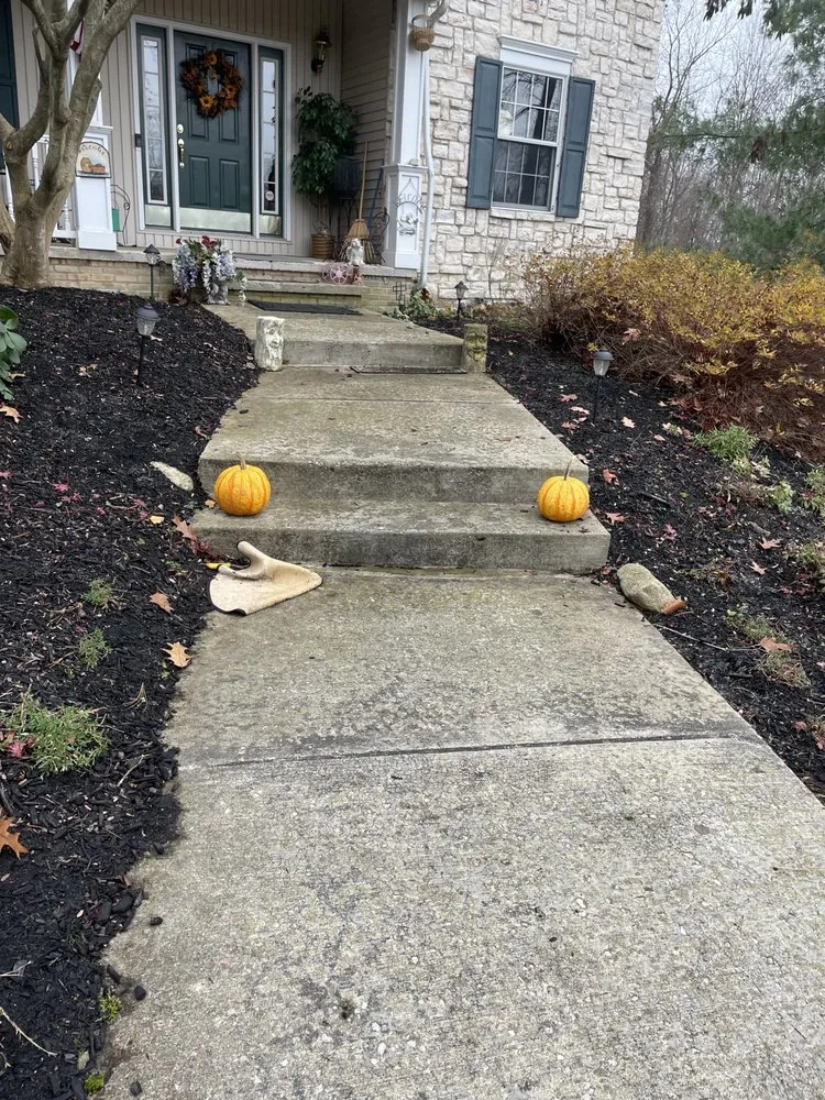 Local yard maintenance in Painesville, OH by JQ O’Neill Consulting