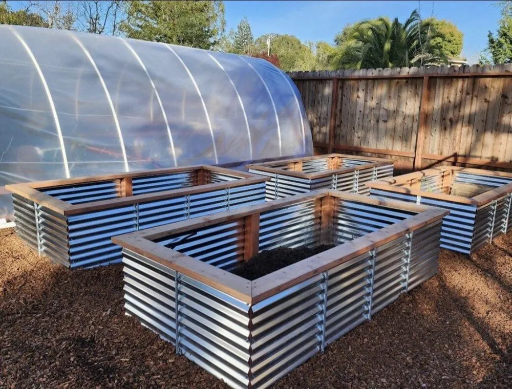 Professional lawn care service experts serving Santa Rosa, CA - JQ Services