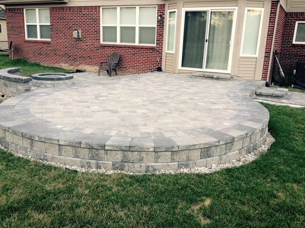 Top-rated yard cleanup service in Allen Park, MI by JQLS Lawn & Landscape