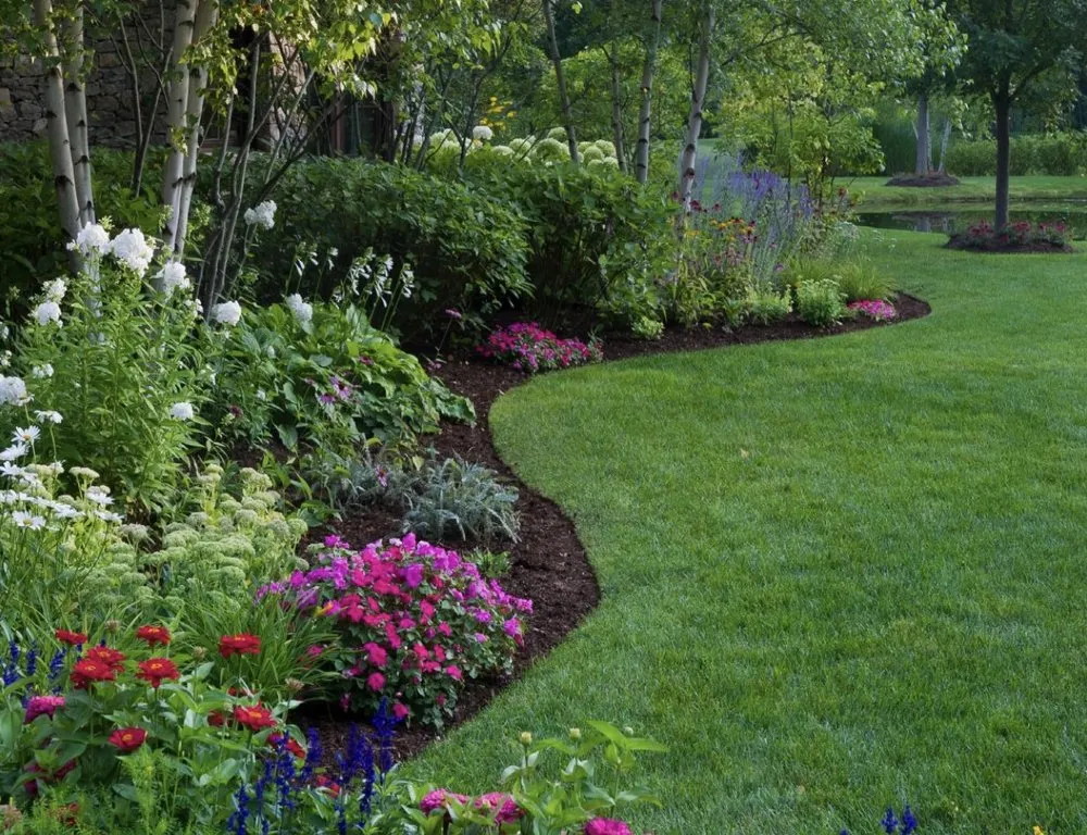 Local lawn mowing service in Tigard, OR - Jr & sons landscaping