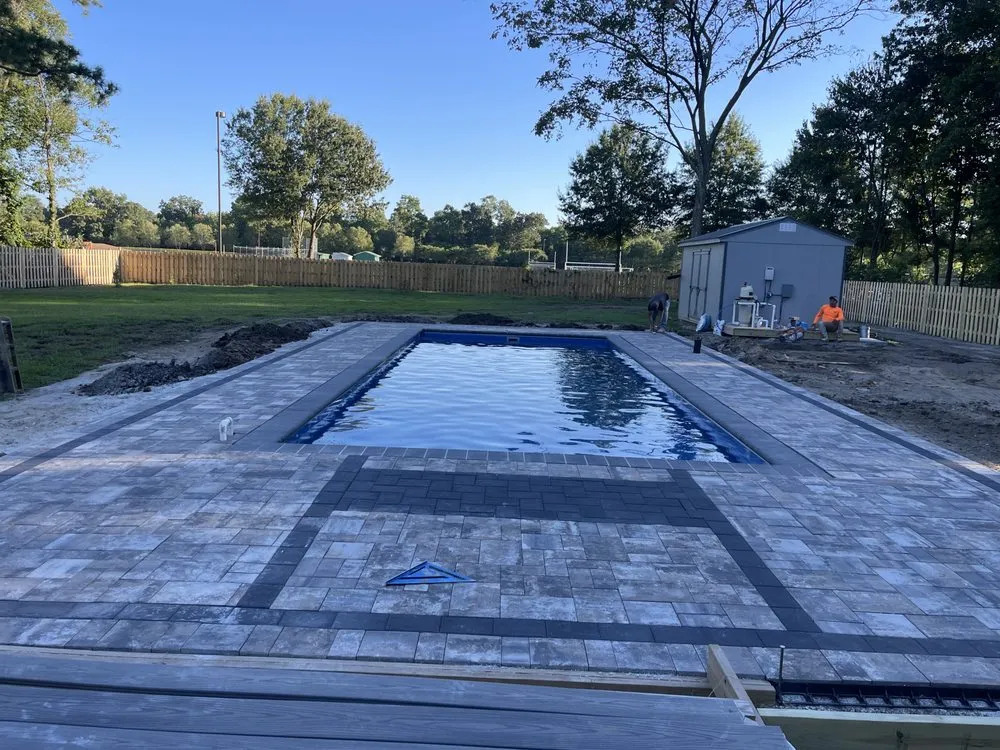 Professional yard maintenance for homes in Newport News, VA by JR Dreamscapes