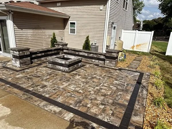 Top-rated residential landscaping in Newport News, VA by JR Dreamscapes